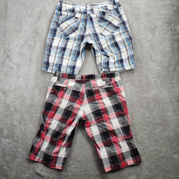 Bossini Shorts Men's Size 33 Plaid 2 Pairs Blue Red White Reversable Chono Class - Picture 9 of 13